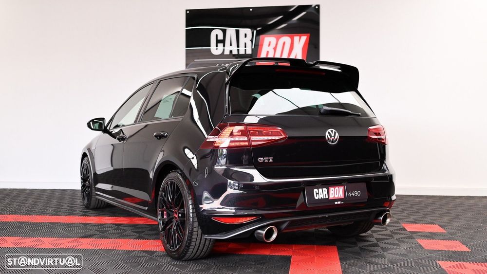 VW Golf 2.0 TSi GTi DSG - 25