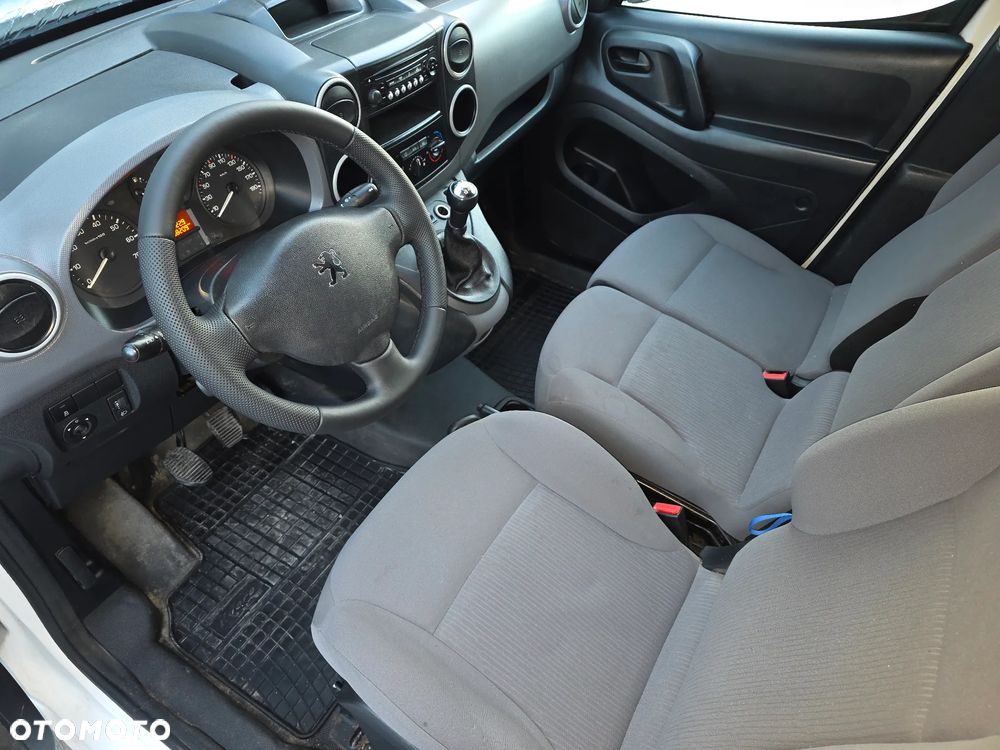 Peugeot Partner - 11