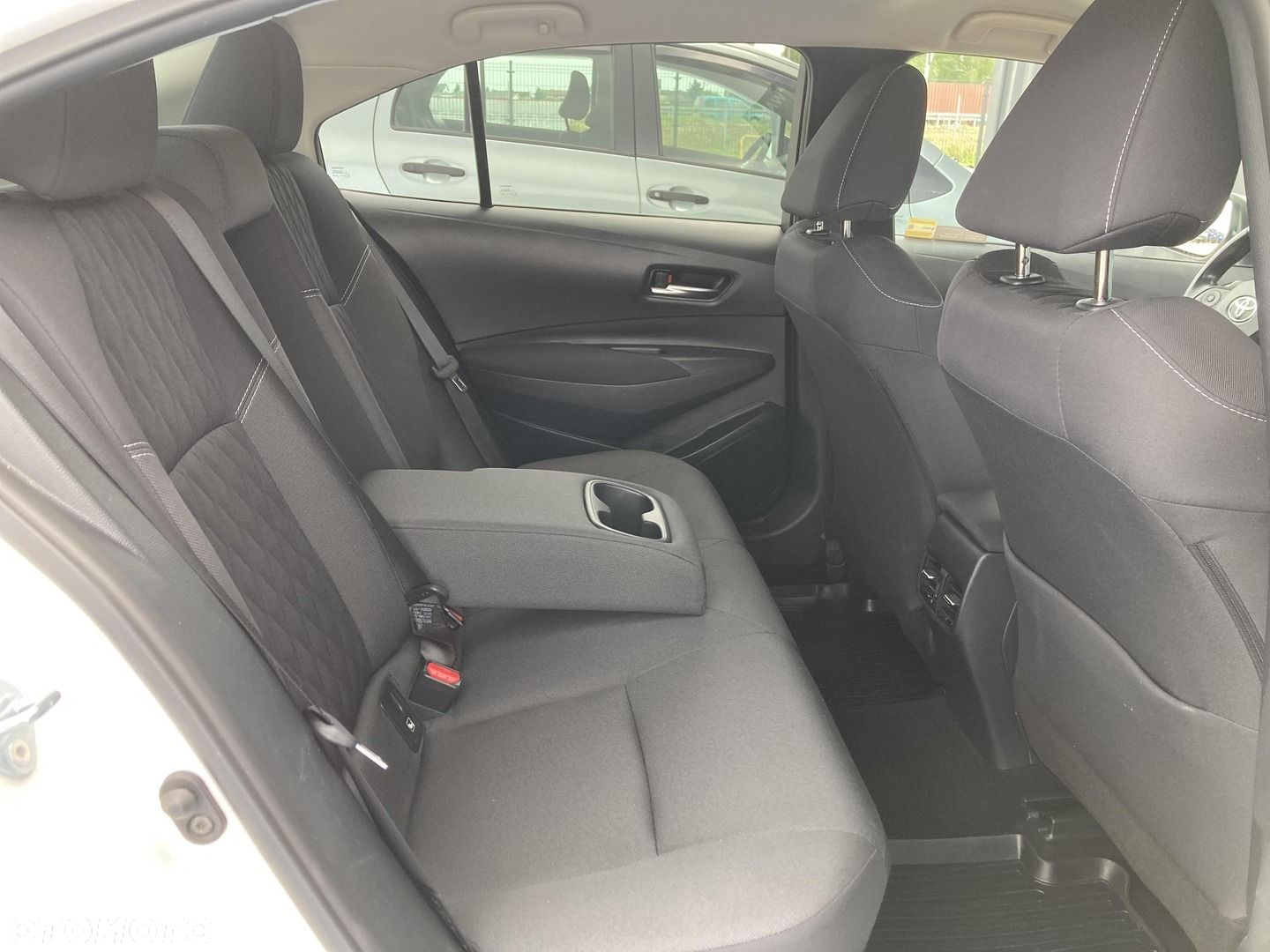 Toyota Corolla - 11