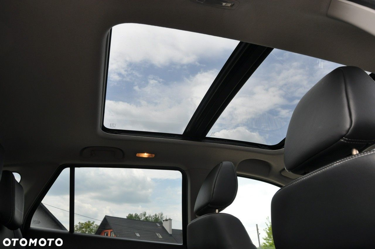 Suzuki SX4 S-Cross 1.6 DDiS Premium Plus - 17