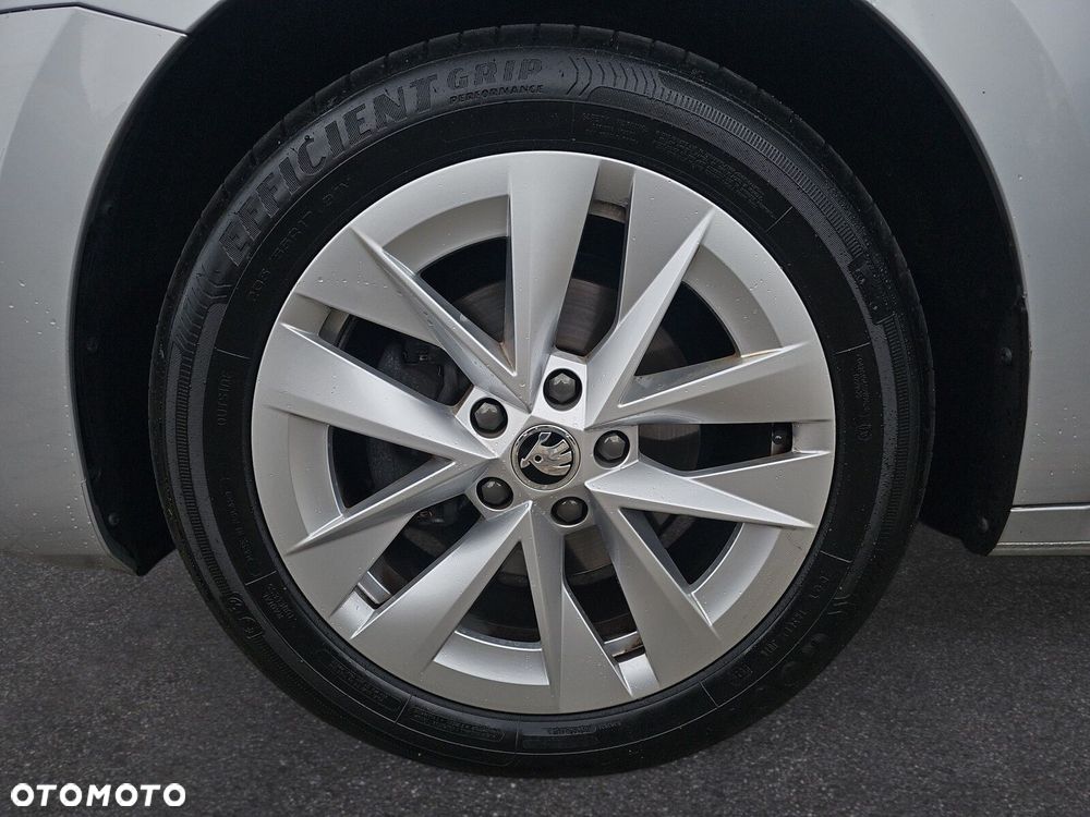 Skoda Octavia 2.0 TDI Style DSG - 39