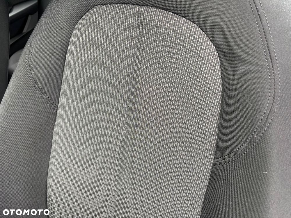 BMW Seria 1 118i Advantage - 18