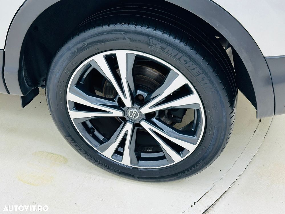 Nissan Qashqai 1.2 DIG-T Start/Stop N-Connecta - 31