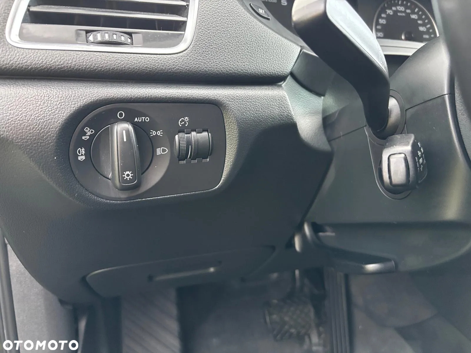 Audi Q3 2.0 TFSI quattro S tronic - 28