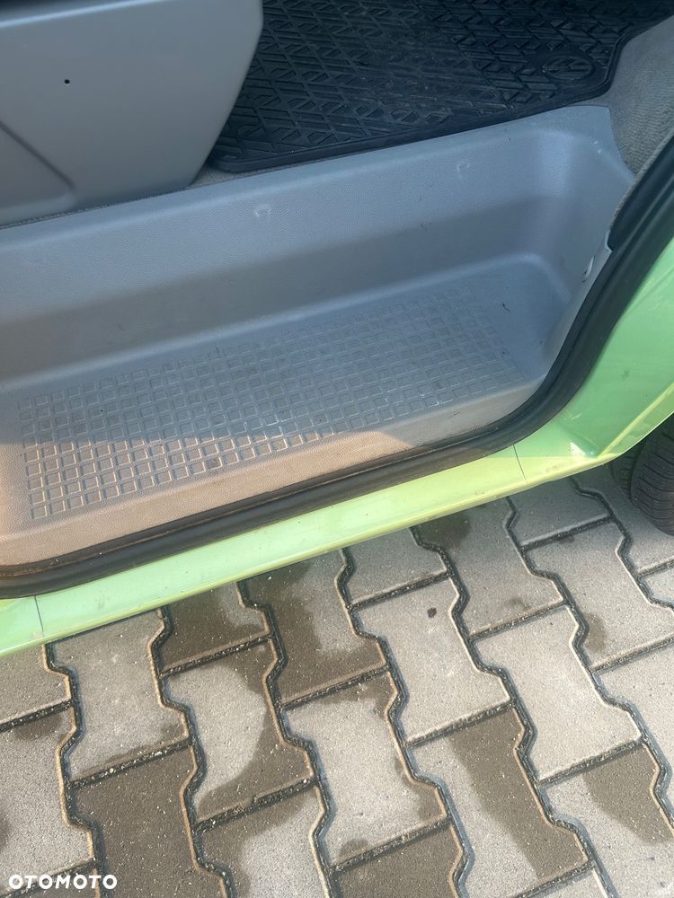 Volkswagen Multivan - 9