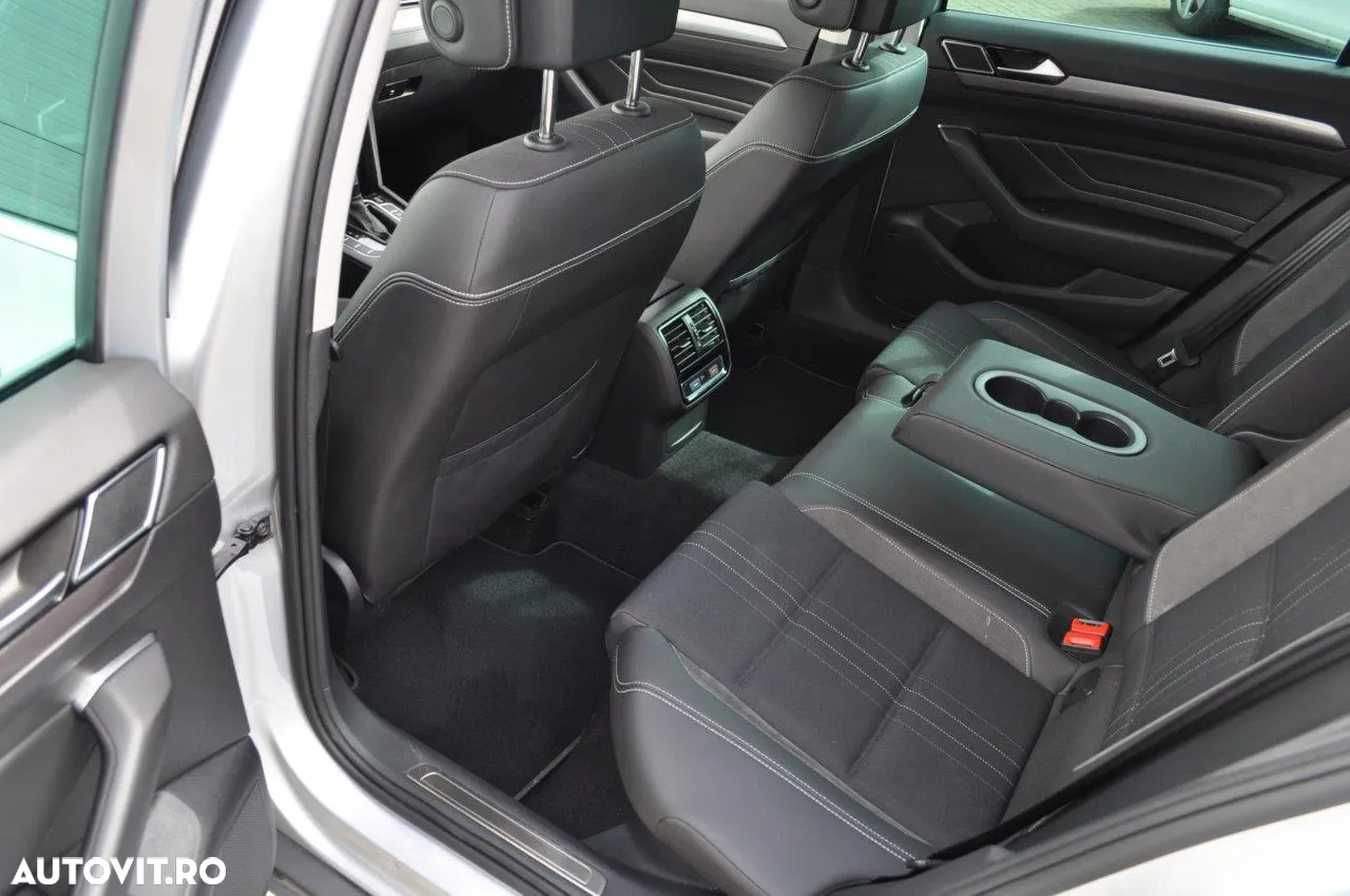 Volkswagen Passat Alltrack 2.0 TDI SCR 4Motion DSG - 19