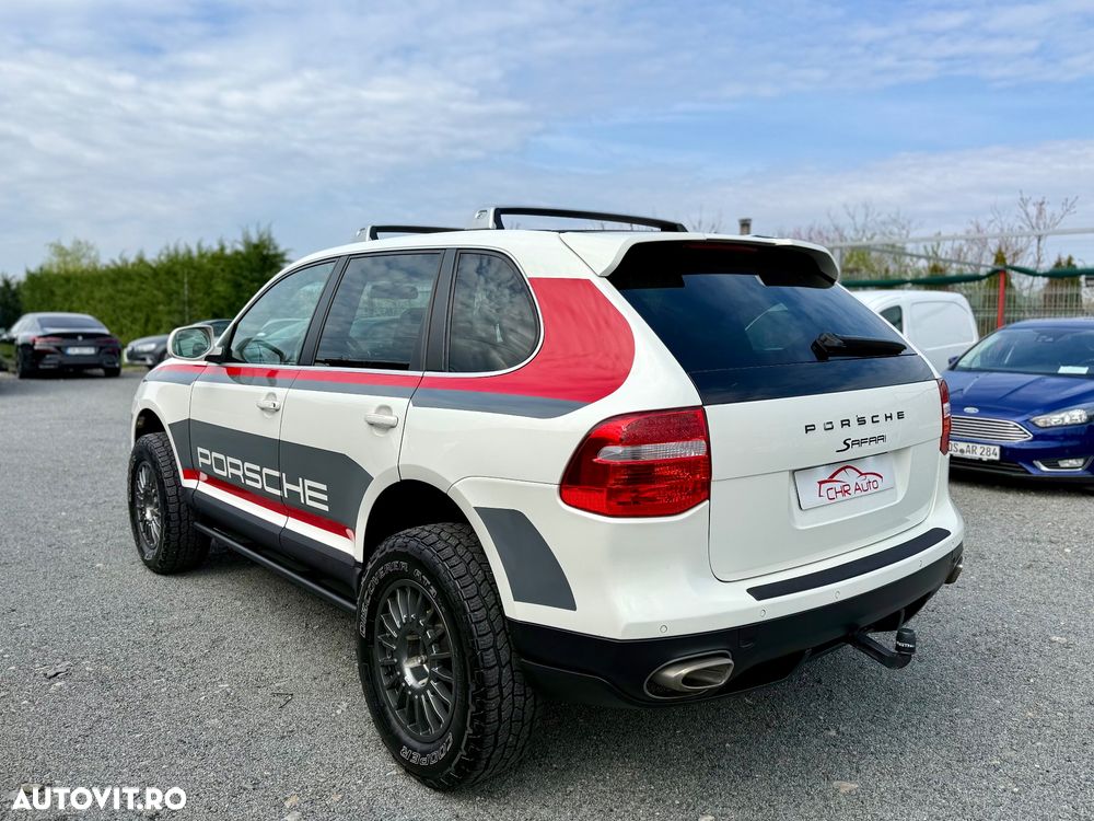 Porsche Cayenne - 2