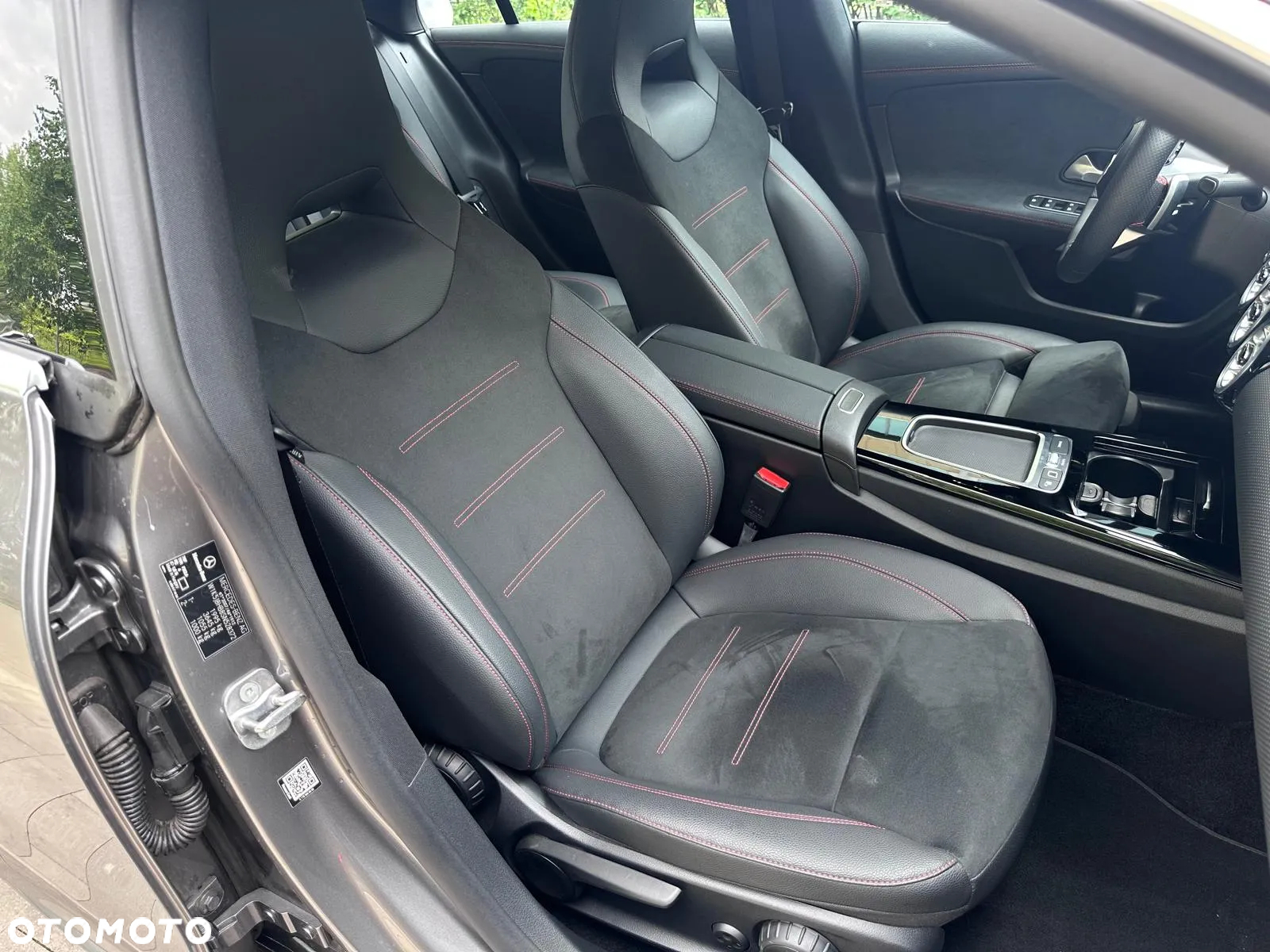 Mercedes-Benz CLA 200 7G-DCT - 11