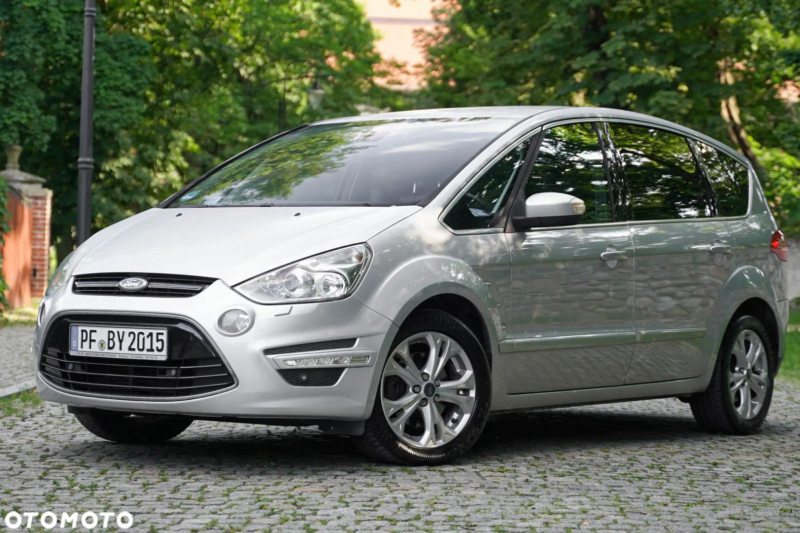 Ford S-Max 2.0 TDCi DPF Titanium - 1