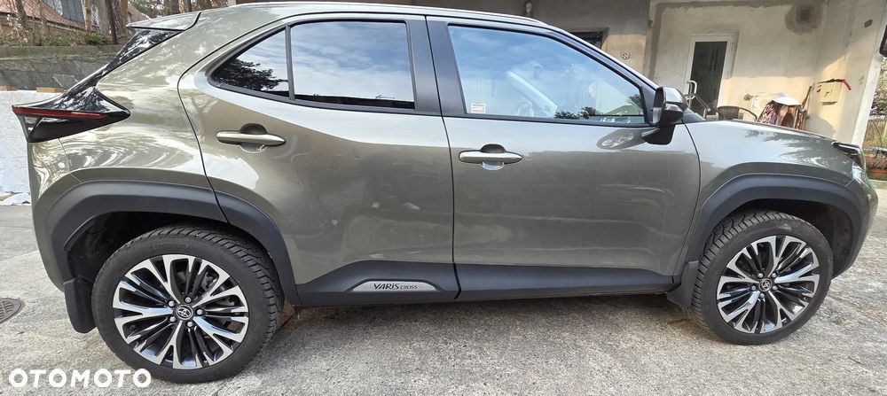 Toyota Yaris Cross Hybrid 1.5 Executive - 2
