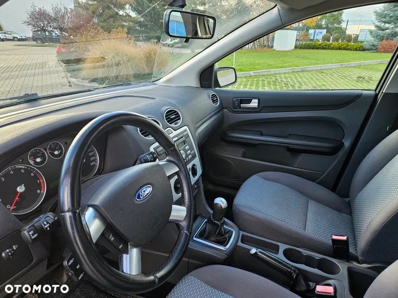 Ford Focus 1.4 16V Ambiente - 7
