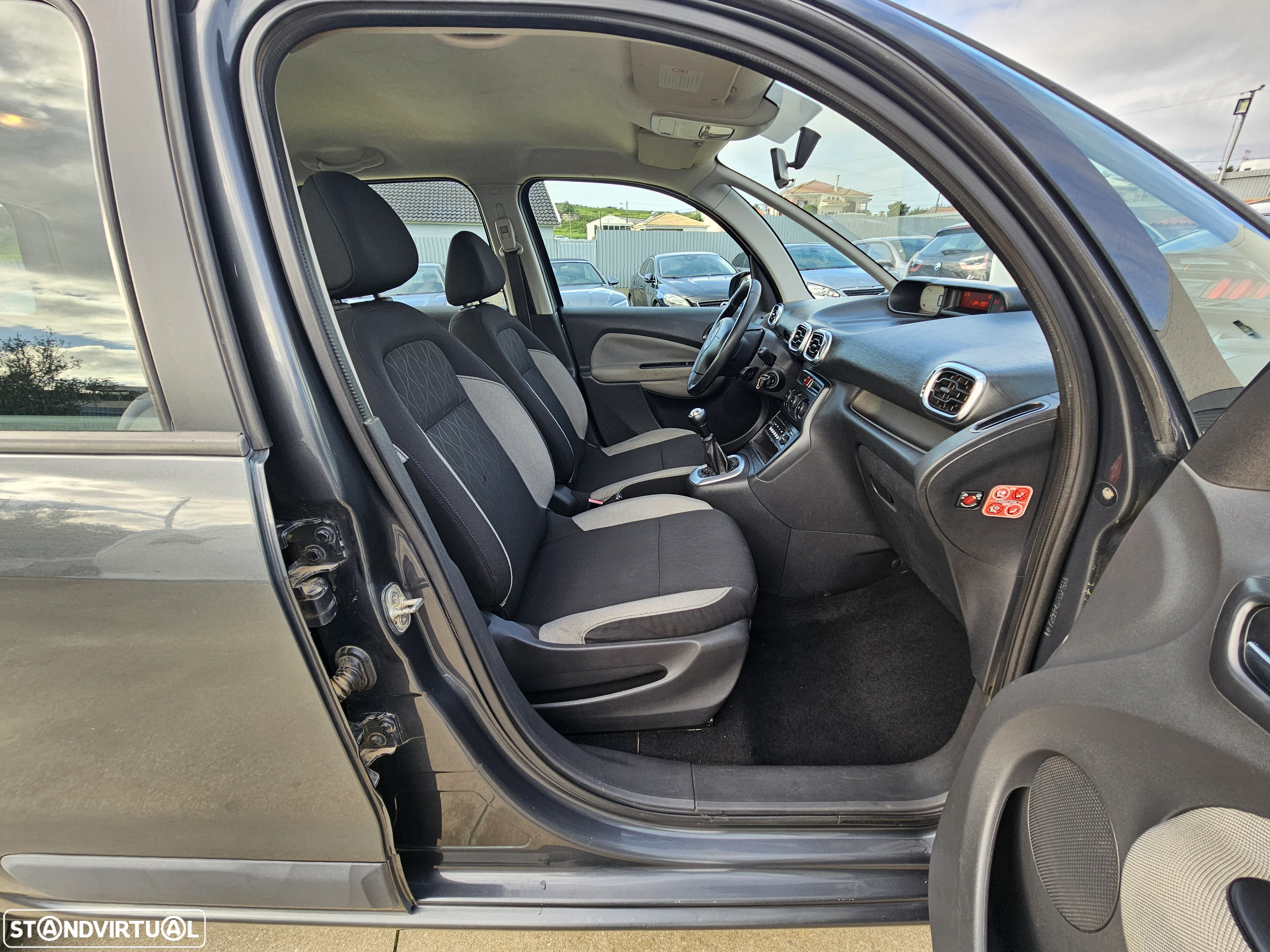 Citroën C3 Picasso - 25
