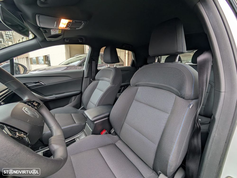 MG MG4 4 Standard - 17