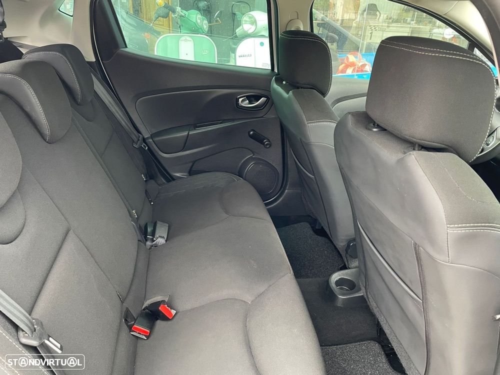 Renault Clio 0.9 TCe Limited - 13