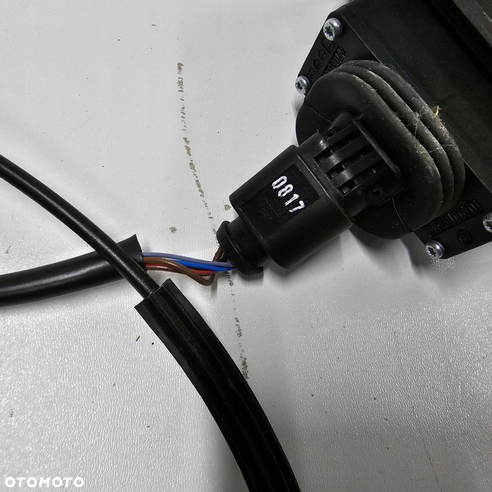 VW T5 LIFT zamek drzwi przesuwnych PRAWY 7E0843654BM - 3