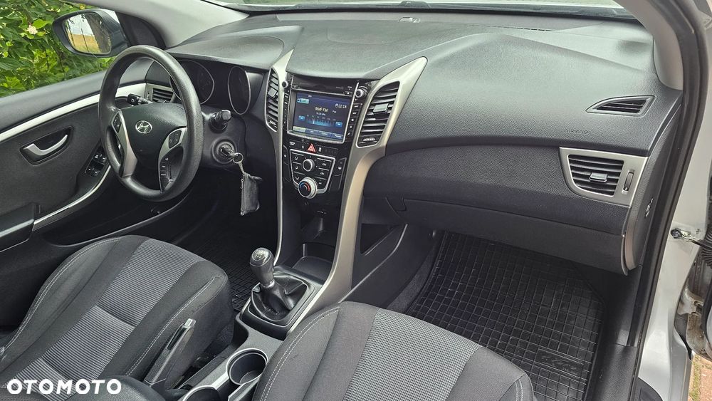 Hyundai i30 - 24