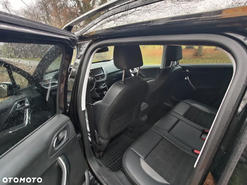 Peugeot 2008 PureTech 110 Stop&Start Style - 11