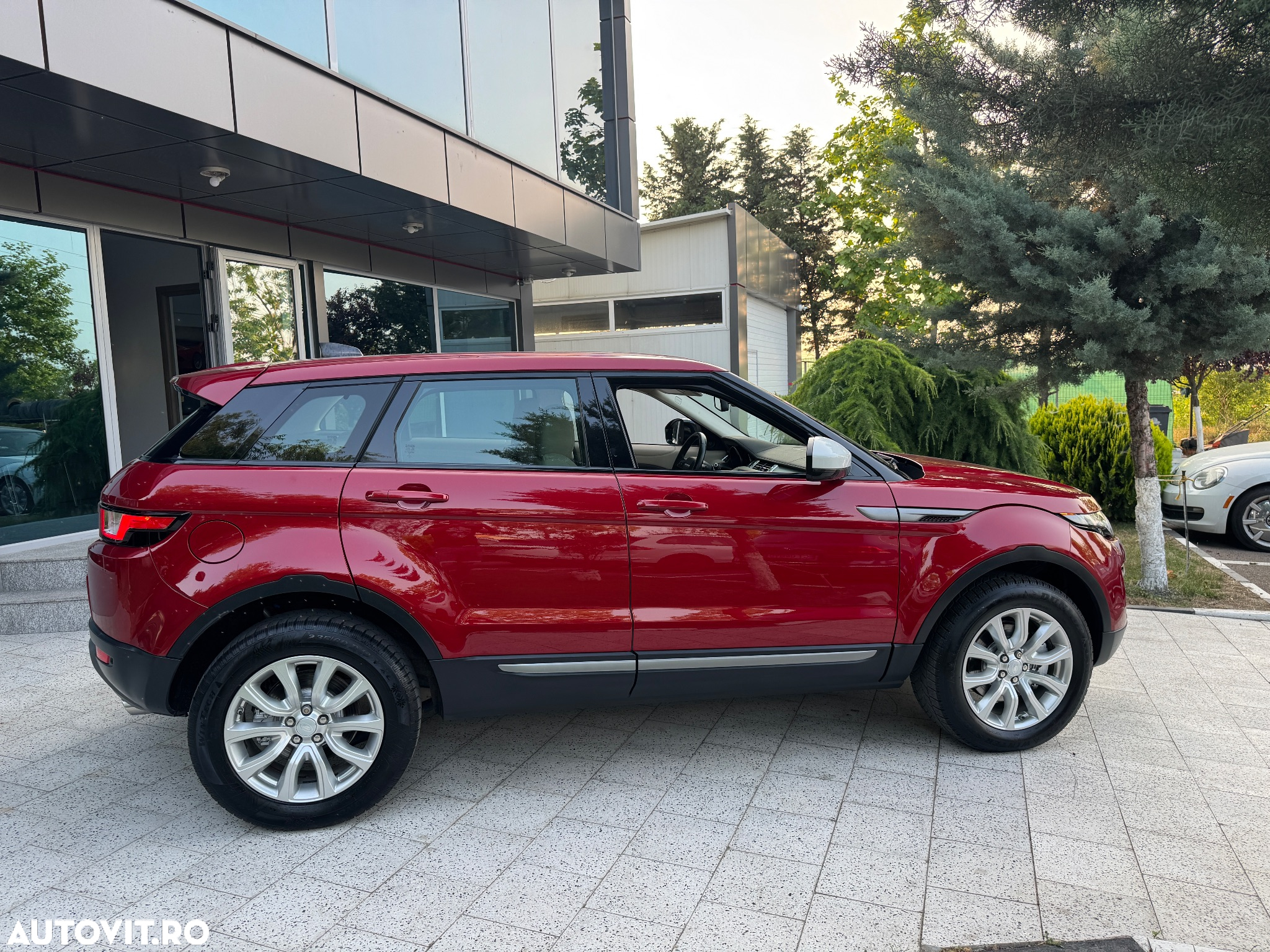 Land Rover Range Rover Evoque 2.0 D150 HSE - 18
