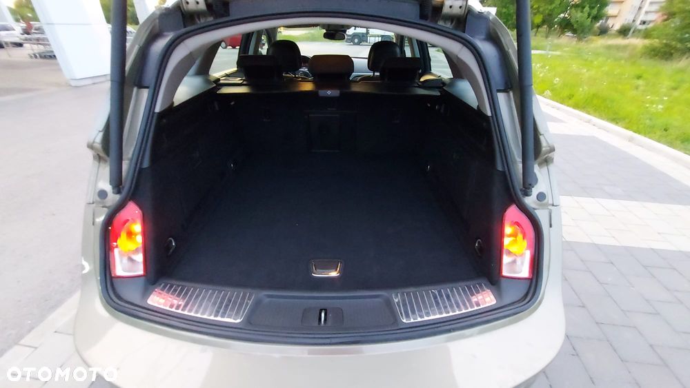 Opel Insignia 2.0 CDTI S&S - 14