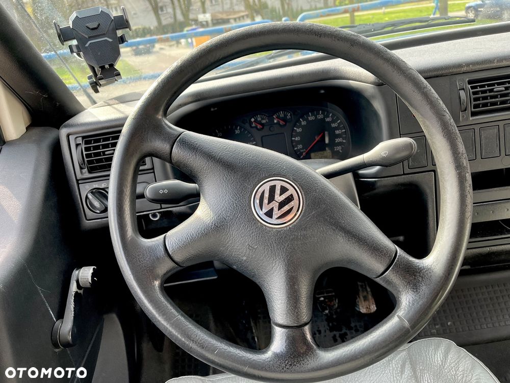 Volkswagen Transporter - 27