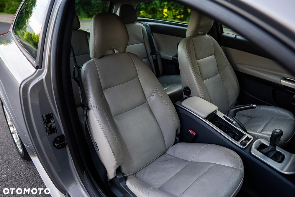 Volvo C30 2.0D Kinetic - 10