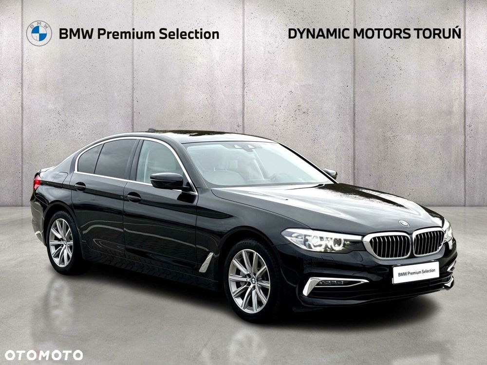 BMW Seria 5 530i xDrive Luxury Line - 10