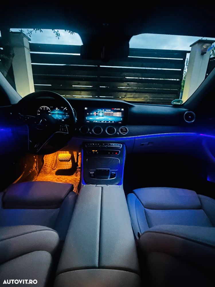 Mercedes-Benz E - 15