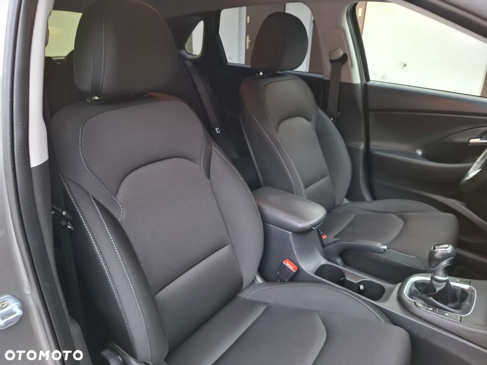 Hyundai i30 1.4 T-GDI Passion Plus - 19
