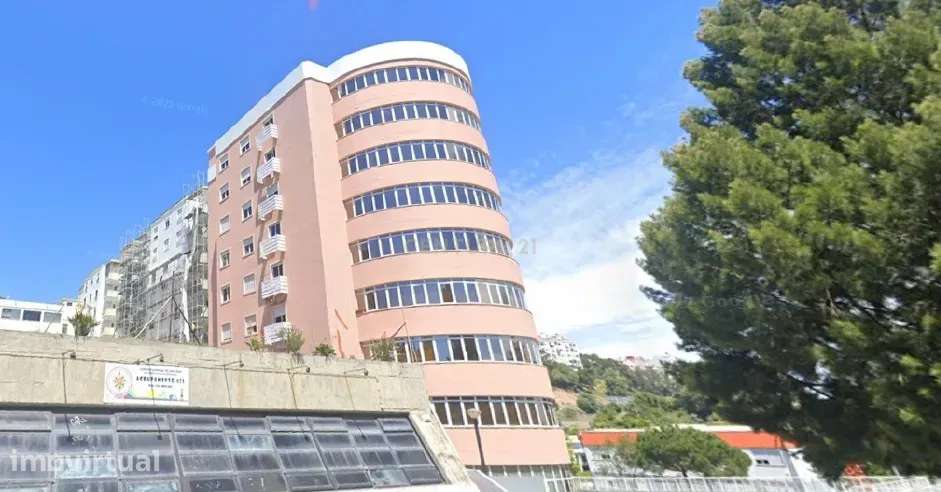 Loja Exclusiva de 223 m² — Rio de Mouro - Grande imagem: 5/6