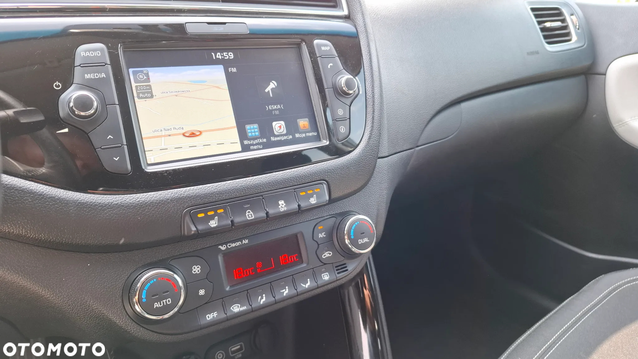 Kia Ceed - 16