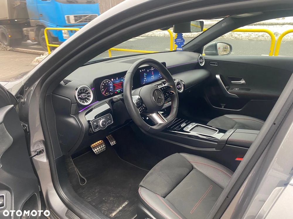 Mercedes-Benz Klasa A 250 e PHEV AMG Line 8G-DCT - 10