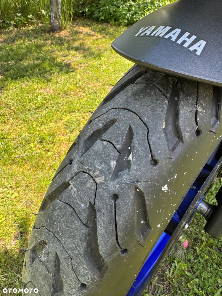 Yamaha XJ - 12