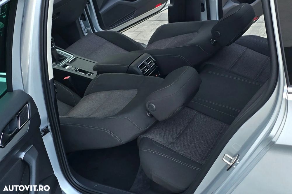 Volkswagen Passat 2.0 TDI Comfortline - 31