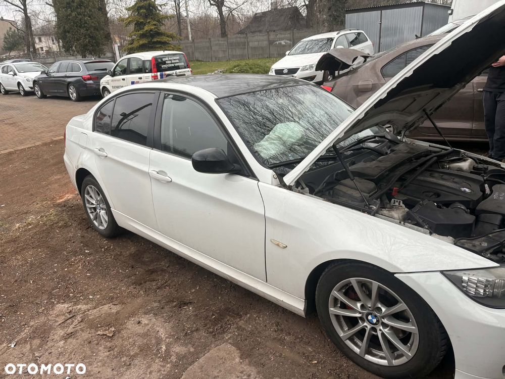 BMW Seria 3 320d Efficient Dynamics - 2