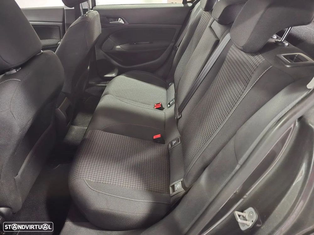 Peugeot 308 1.5 BlueHDi Style - 21