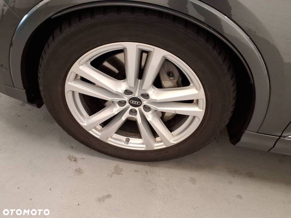 Audi Q7 55 TFSI mHEV Quattro Tiptr - 14