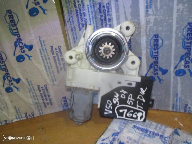 Motor Elevador Vidro 30710070 VOLVO V50 SW 2004 TD VOLVO V50 2004 2.0D 136CV 5P CINZA - 1