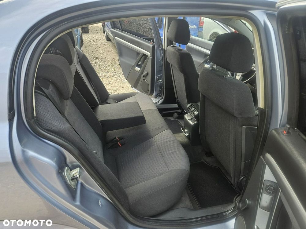 Opel Vectra - 11