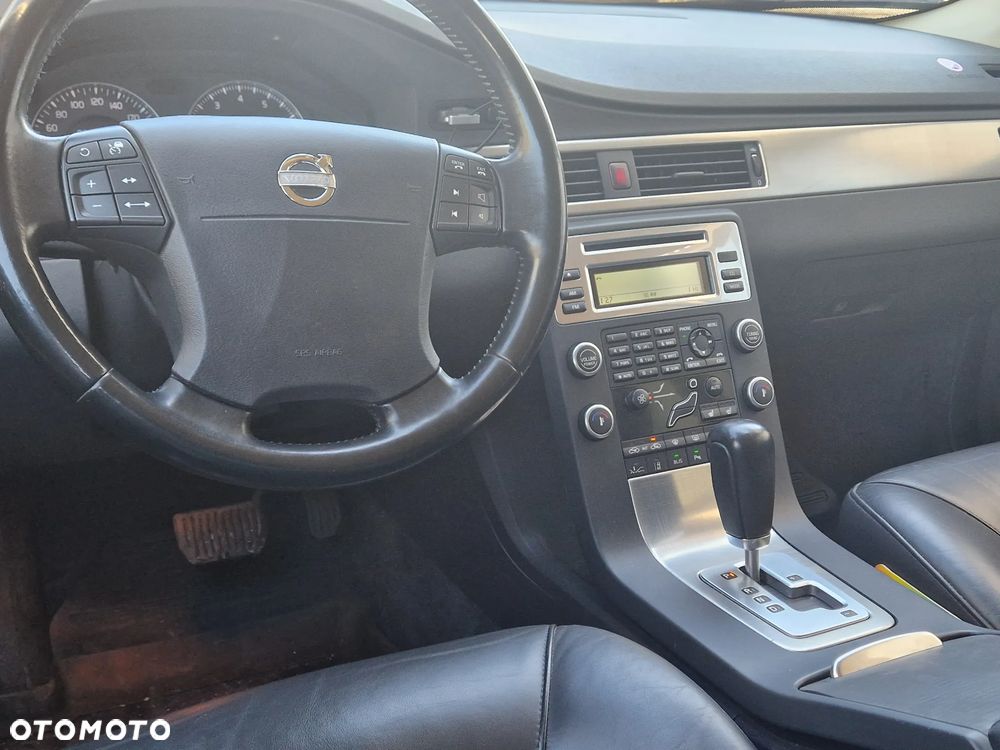 Volvo V70 2.5T Summum - 5
