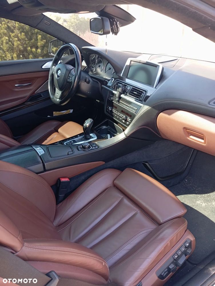 BMW Seria 6 650i - 6
