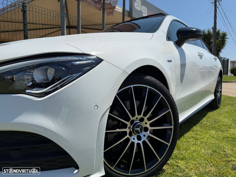 Mercedes-Benz CLA 250 - 52