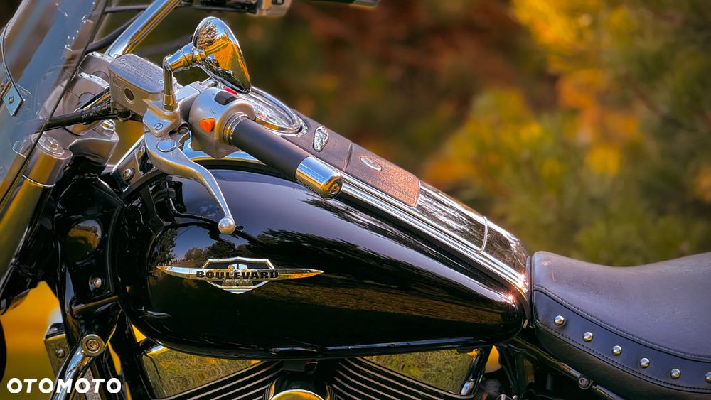 Suzuki Boulevard - 24