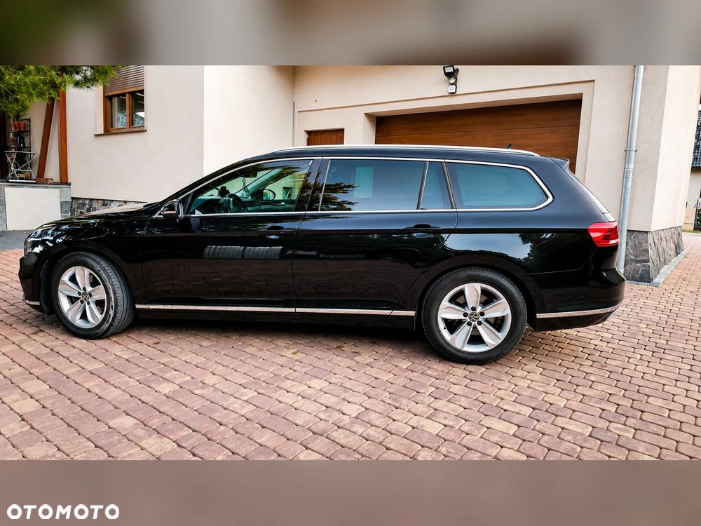 Volkswagen Passat 2.0 TDI Elegance DSG - 3