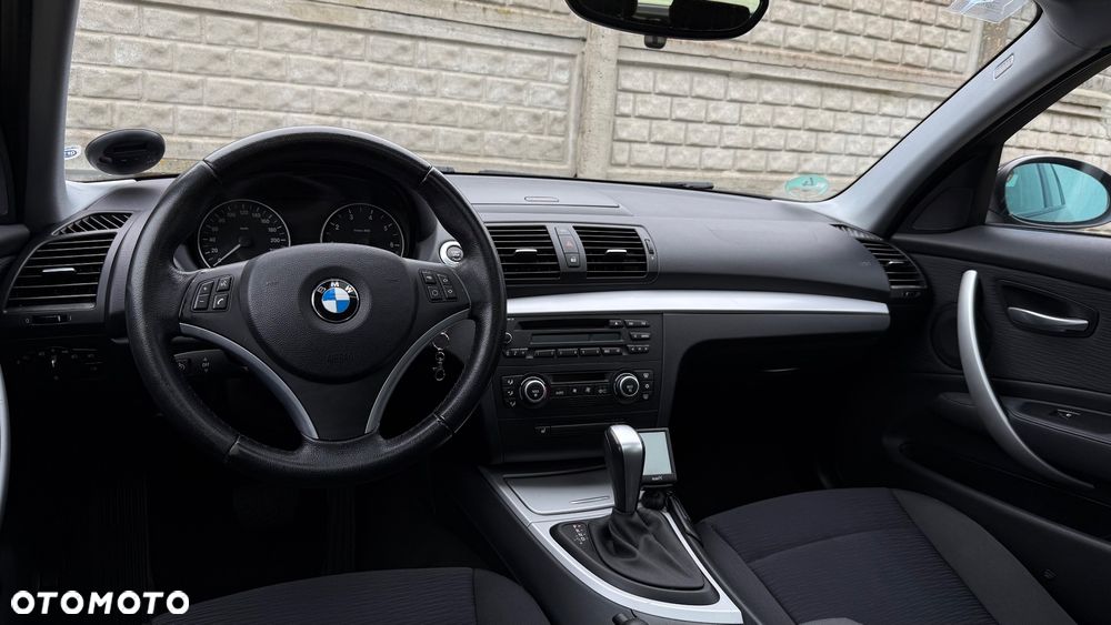 BMW Seria 1 118i - 13