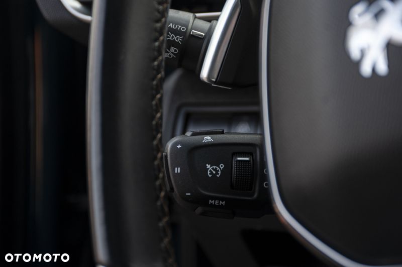 Peugeot 5008 BlueHDi 180 EAT8 GT Pack - 27