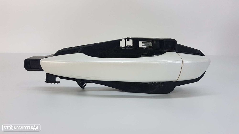 PUXADOR EXTERIOR TRASEIRO ESQUERDO PEUGEOT 3008 ALLURE - 1