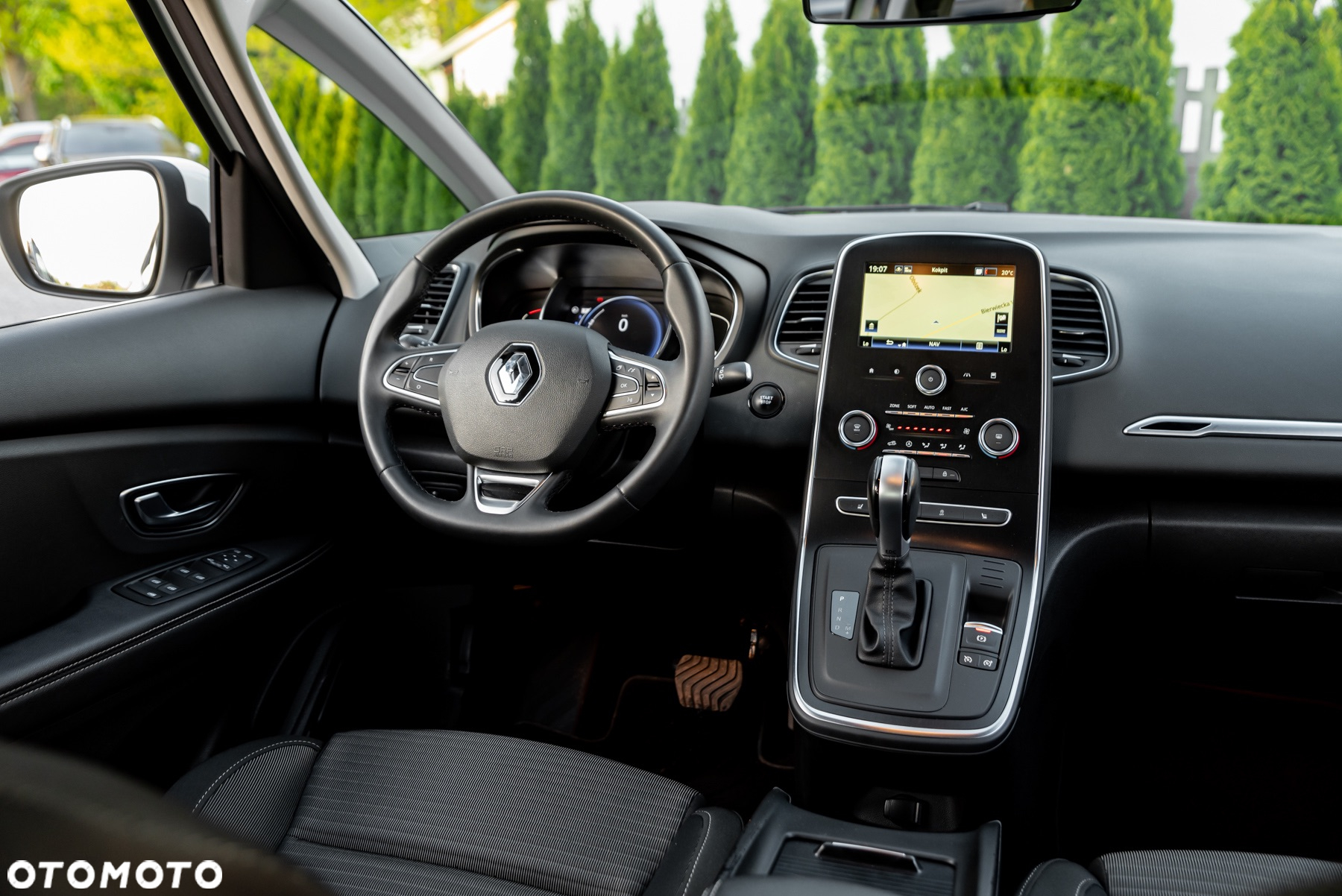 Renault Scenic TCe 140 GPF EDC INTENS - 38