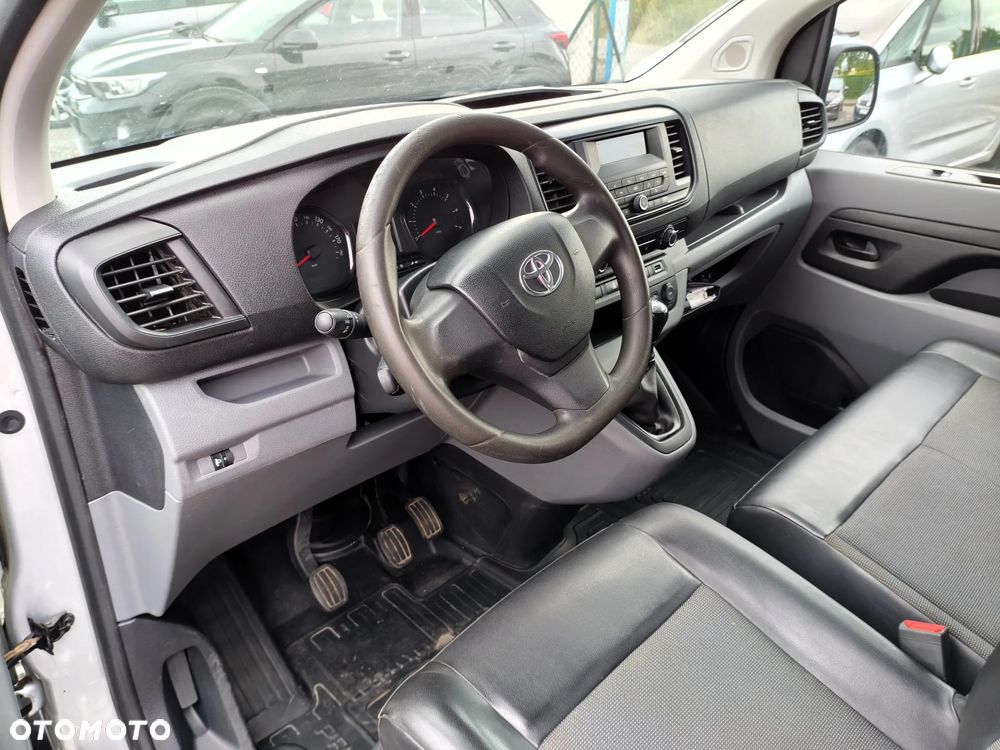 Toyota Proace - 23