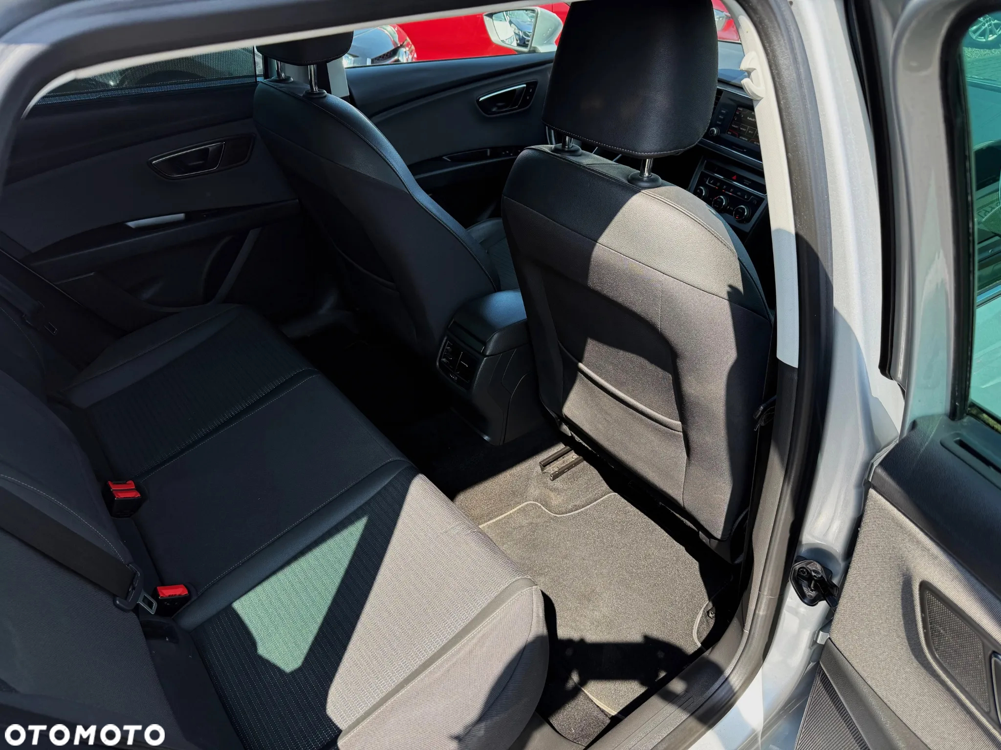 Seat Leon 2.0 TDI Xcellence S&S - 10