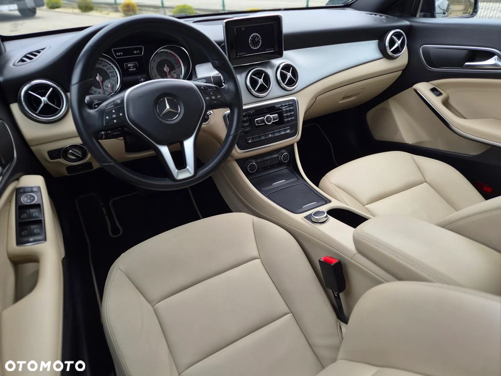 Mercedes-Benz CLA - 1